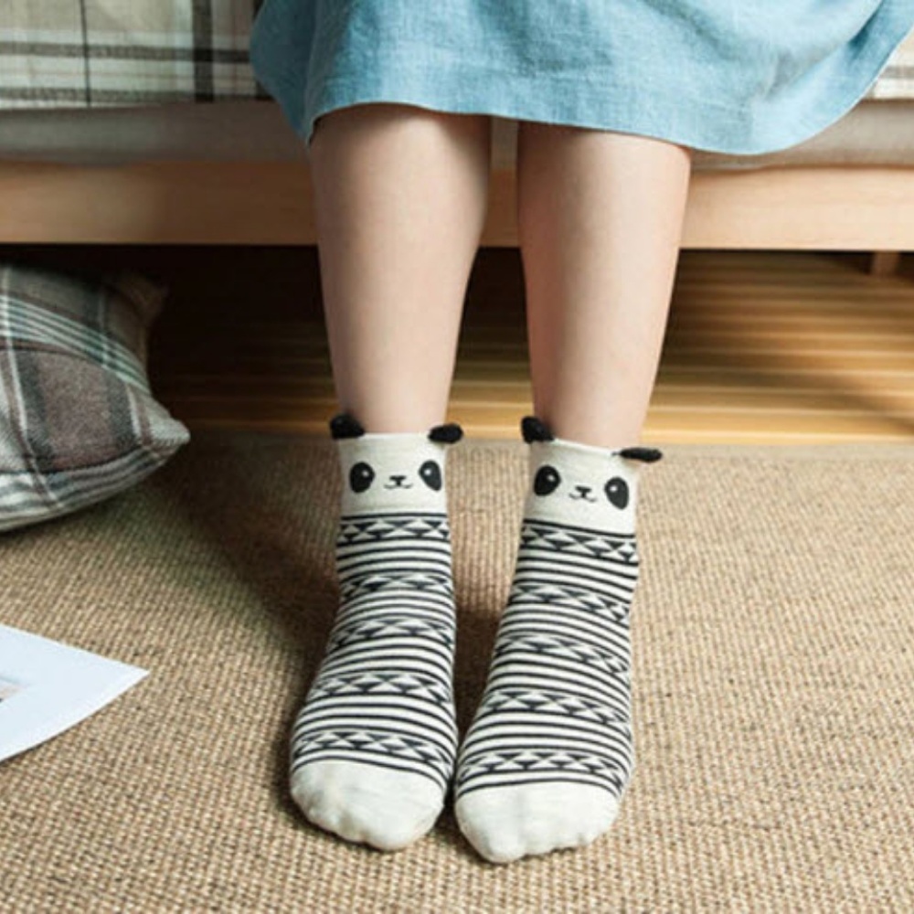 NEW Women's Panda character animal socks